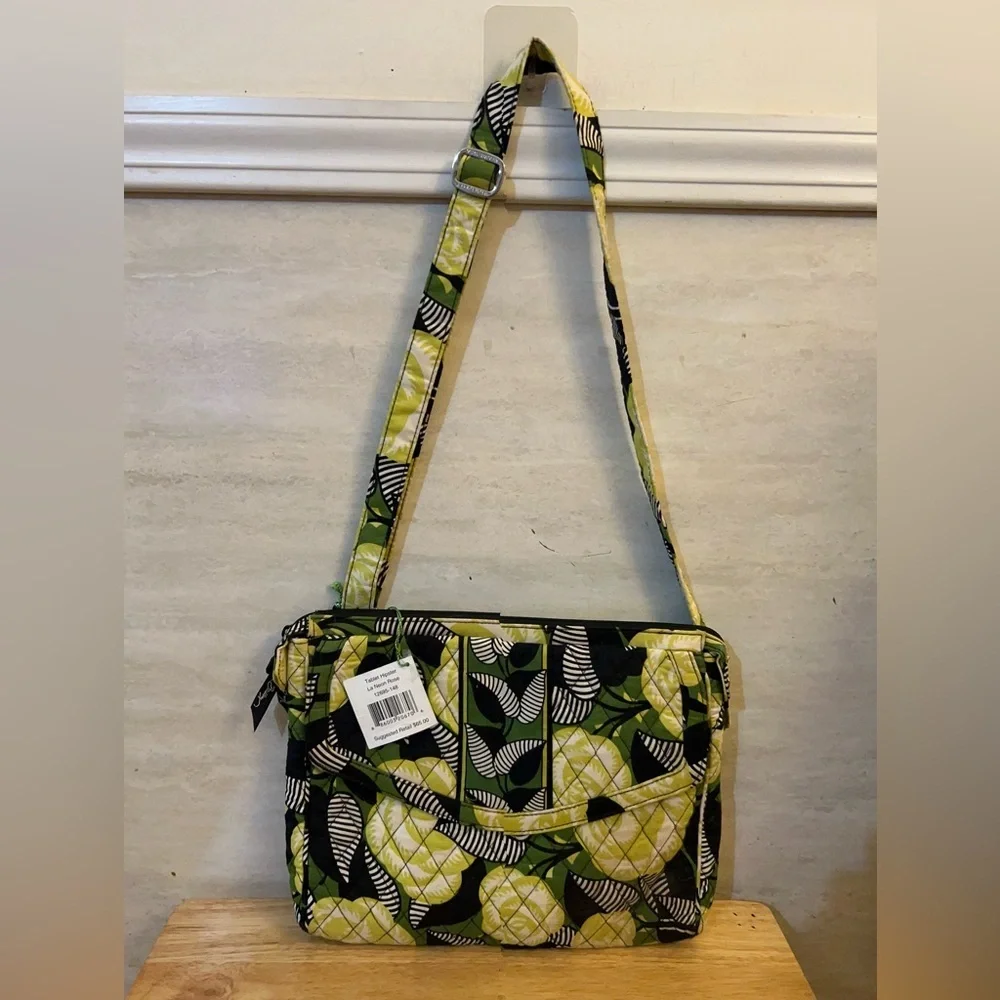 NWT- Vera Bradley Tablet Hipster crossbody bag in the 